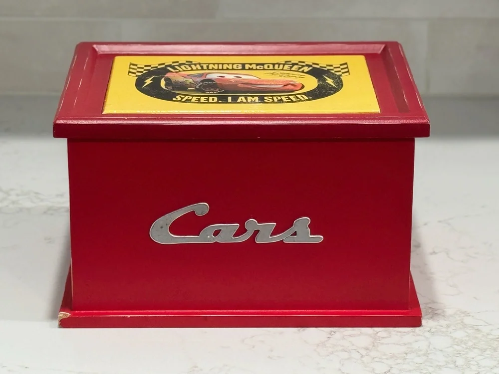 RARE Genuine Disney Pixar Cars Lightning McQueen Red Wooden Storage Chest Box